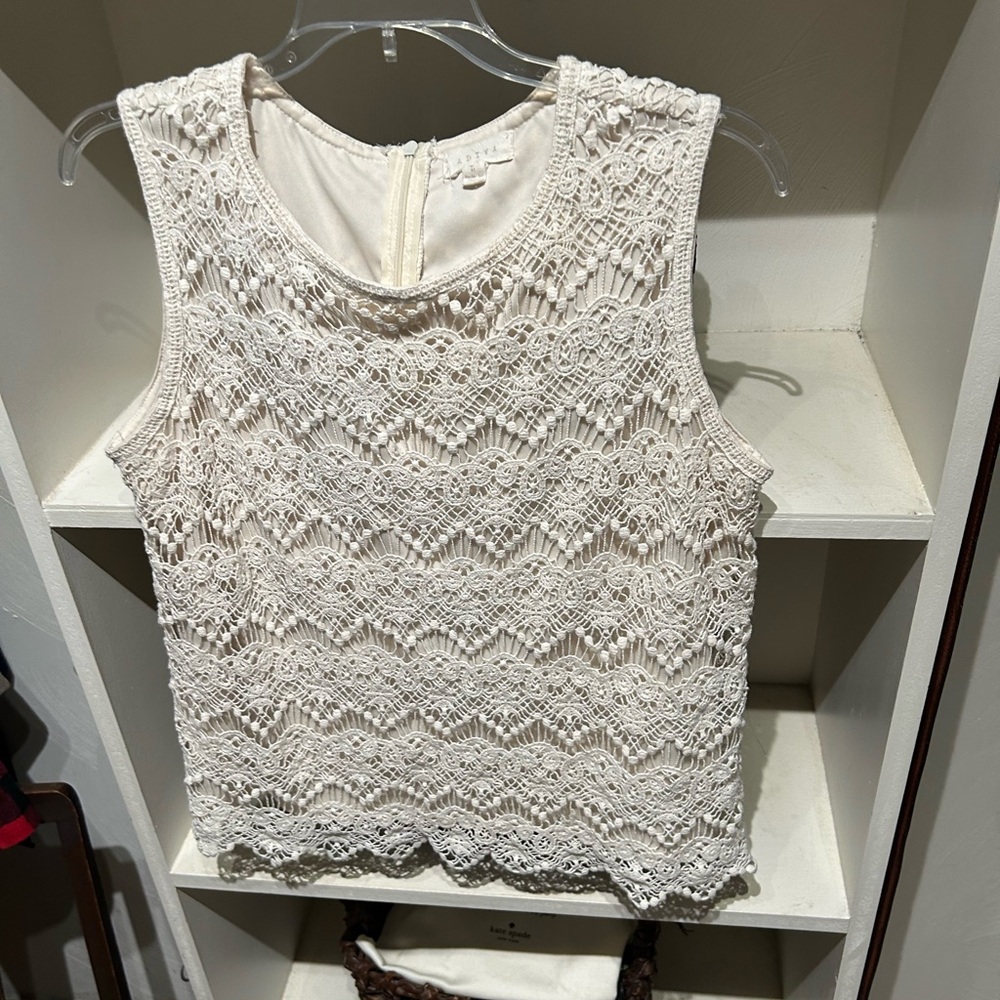 Boho Adiva Crochet lined  cream top   size large